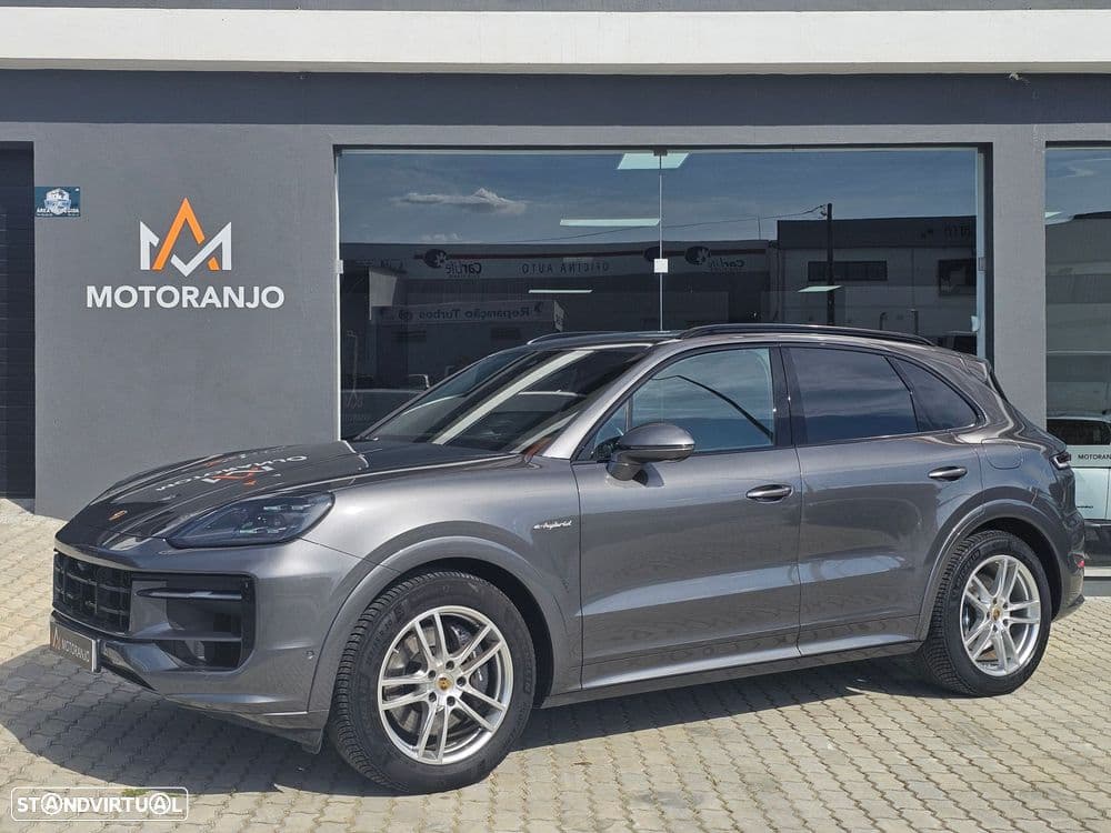Porsche Cayenne E-Hybrid Tiptronic S Black Edition