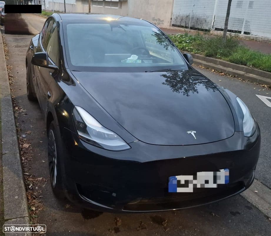Tesla Model Y RWD