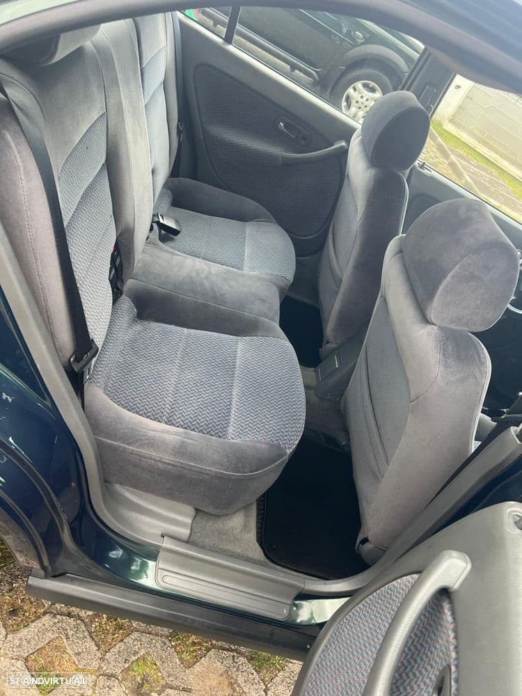 Honda Civic 1.5i