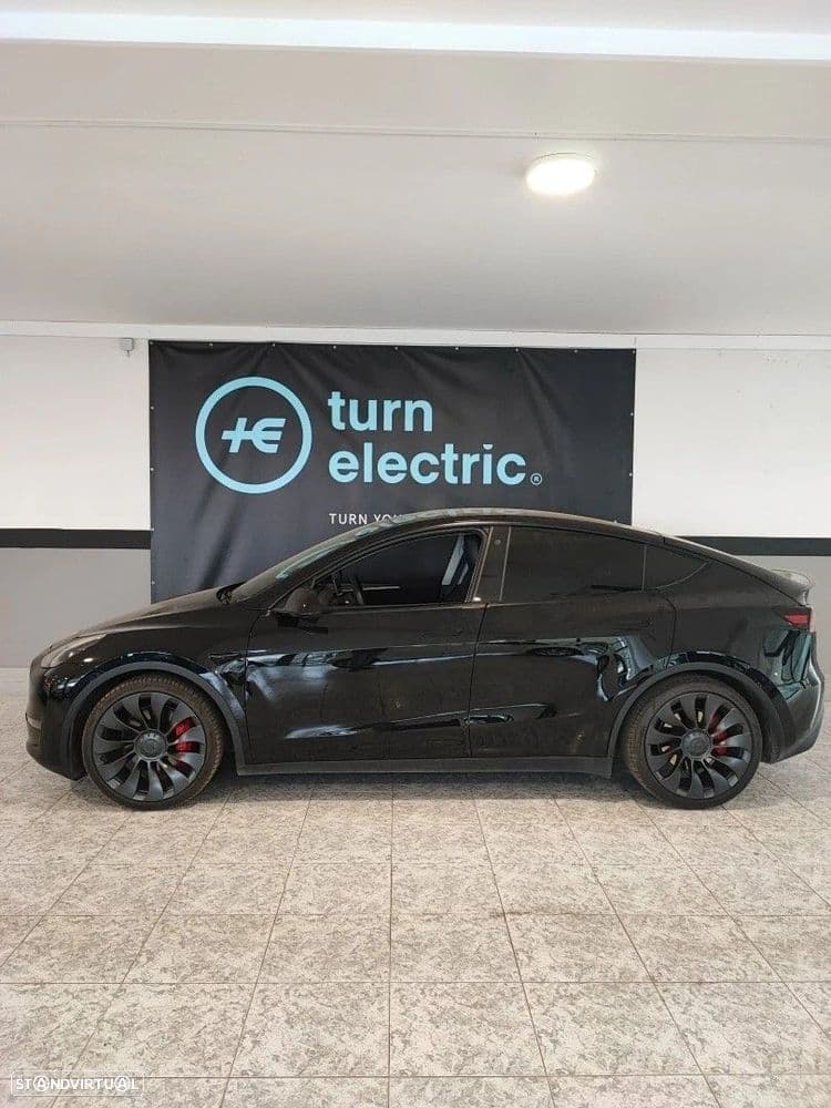 Tesla Model Y Performance Dual Motor AWD