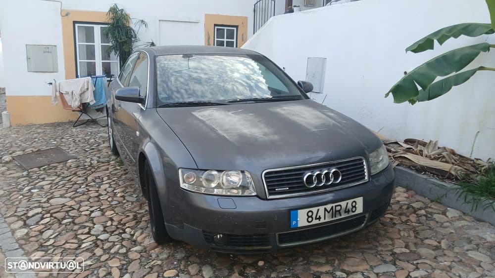 Audi A4 2.5 TDI quattro