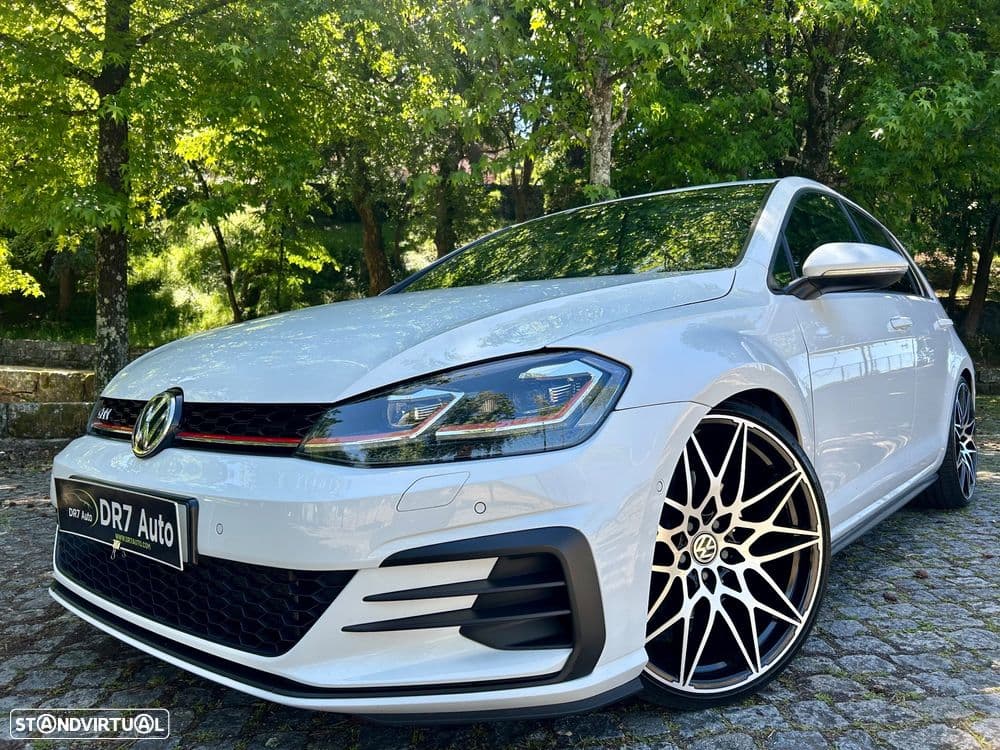 VW Golf 2.0 TSI GTI DSG Performance