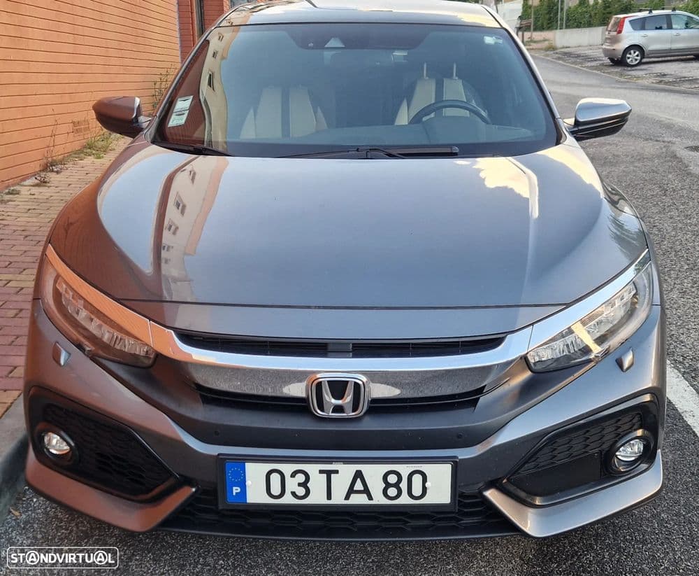 Honda Civic 1.5 i-VTEC Prestige CVT