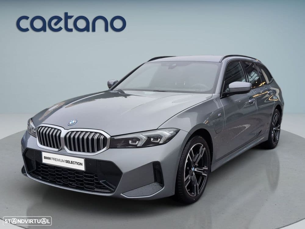 BMW Série 3 e Pack Desportivo M Auto