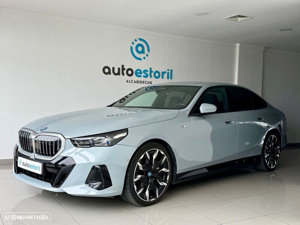BMW Série i eDrive40 Pack Desportivo M Pro