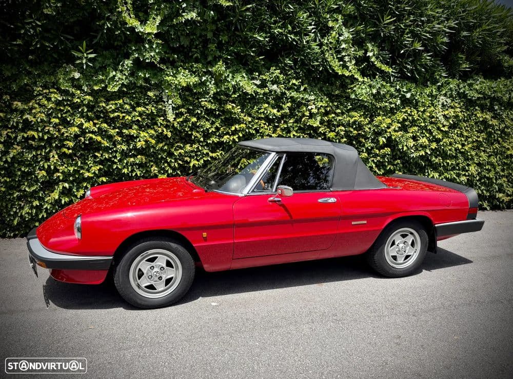Alfa Romeo Spider 1.6
