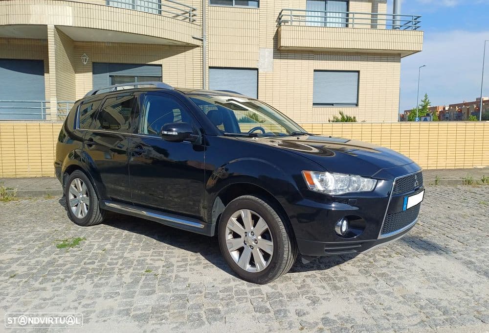 Mitsubishi Outlander 2.2 DI-D Instyle 2 Aut. 4WD