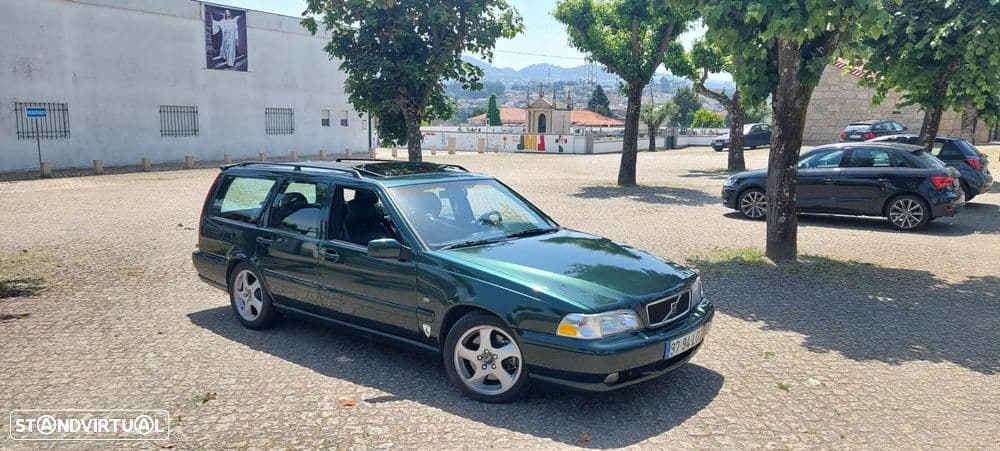 Volvo V70 T5