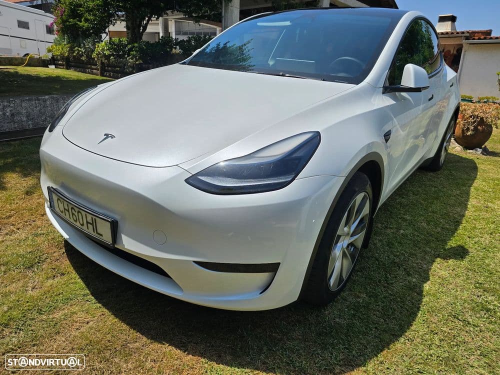 Tesla Model Y RWD