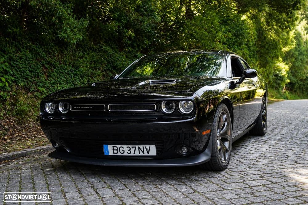 Dodge Challenger Auto SXT Plus