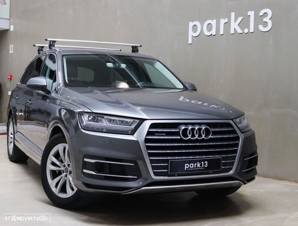 Audi Q7 3.0 TDI quattro tiptronic 7L