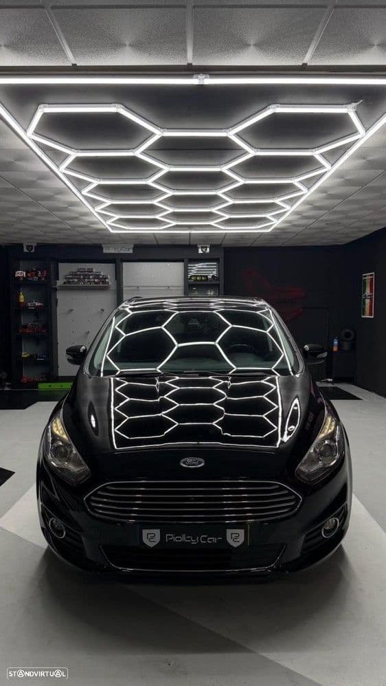 Ford S-Max 2.0 TDCi Titanium