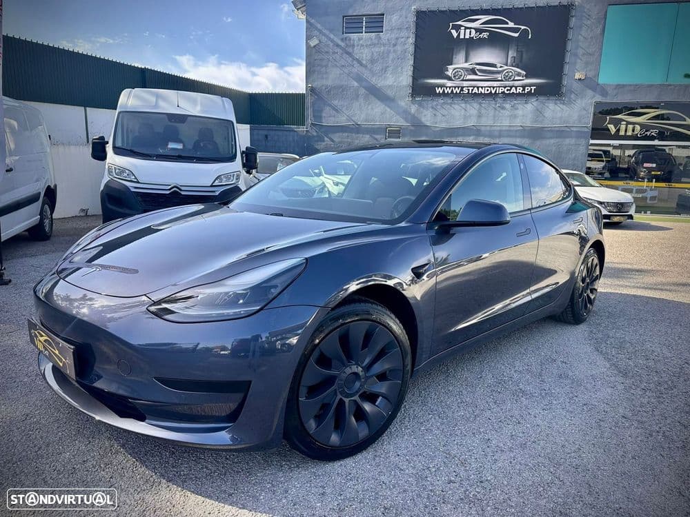 Tesla Model 3 Tração Traseira