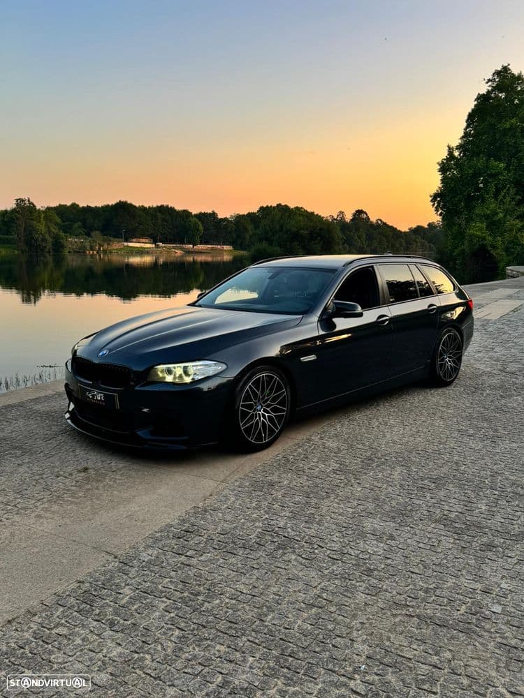 BMW Série 5 Luxury Line com visual elegante e acabamentos premium