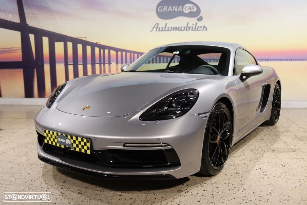 Porsche 718 Cayman PDK