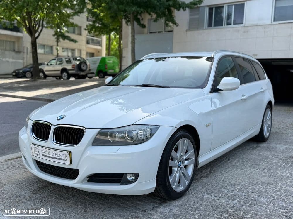 BMW Série 3 equipada com :