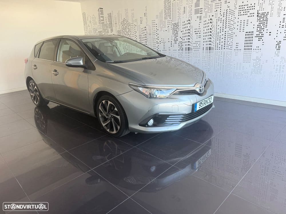 Toyota Auris 1.4 D-4D Com. +P.Techno+P.Sport