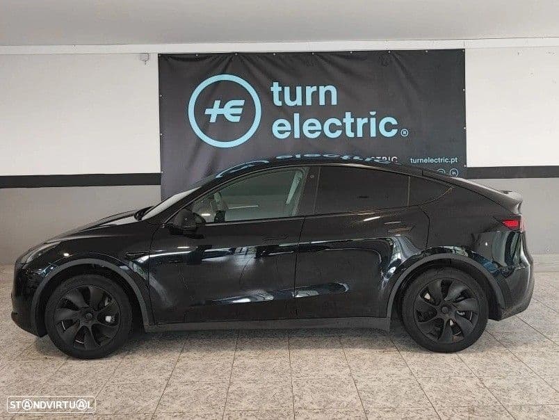 Tesla Model Y Long Range Dual Motor AWD