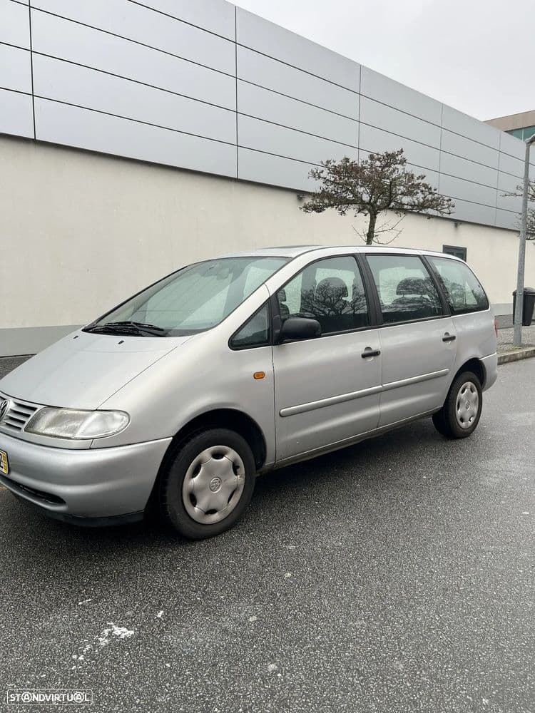 Volkswagen Sharan 1.9 TDi Confortline 7L