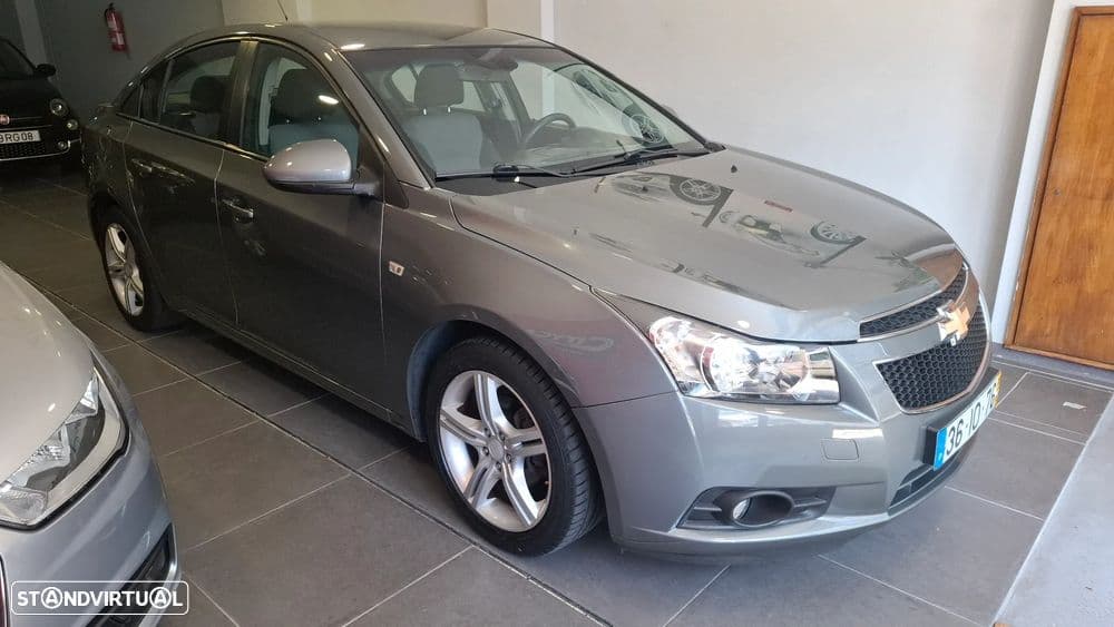 Chevrolet Cruze 1.6 LS