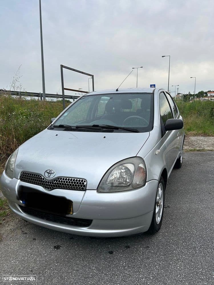 Toyota Yaris 1.0 Base C/Radio