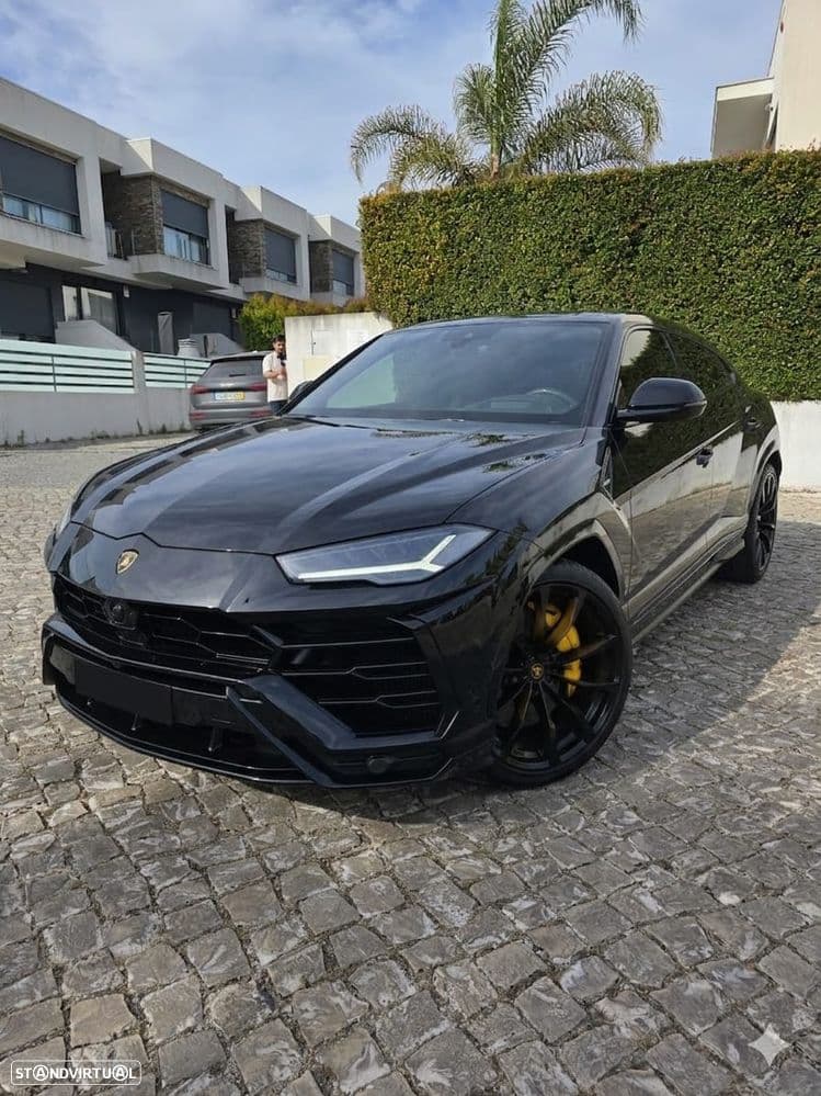 Lamborghini Urus Standard (650 cv)