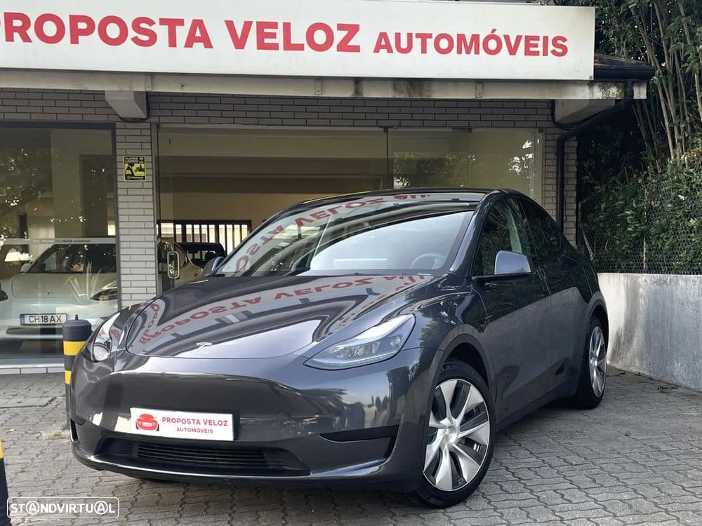 Tesla Model Y RWD