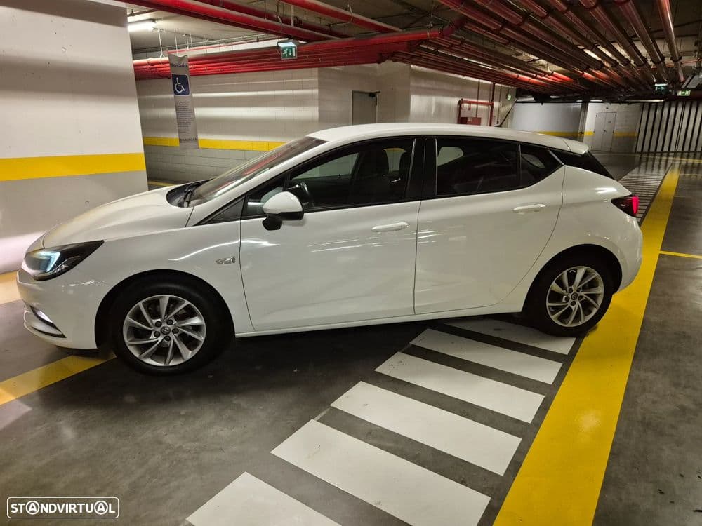 Opel Astra 1.0 Dynamic Sport S/S