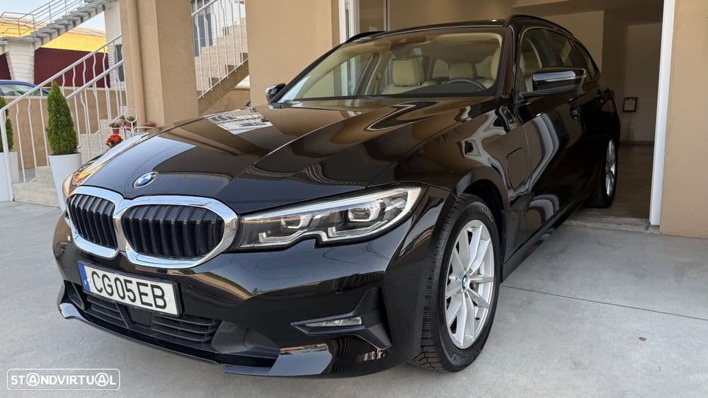 BMW Série 3 e Line Luxury Auto