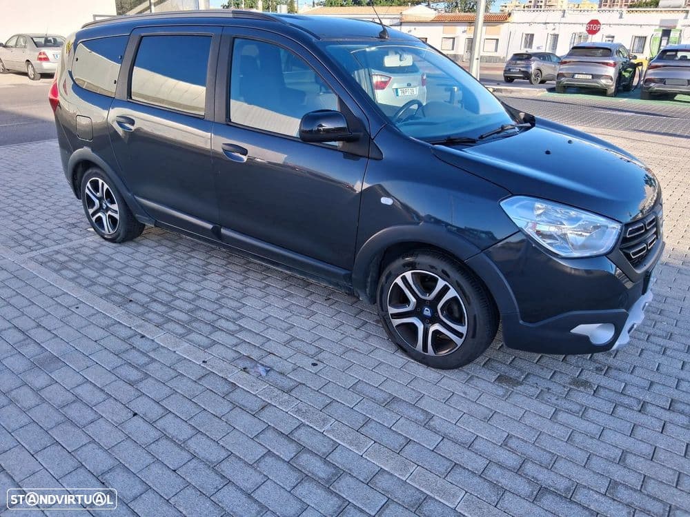 Dacia Lodgy 1.5 Blue dCi SL Go 7L