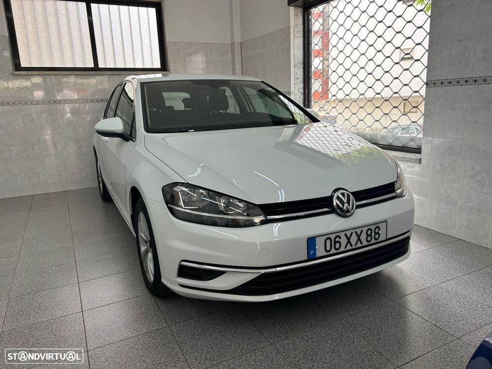 Volkswagen Golf 1.0 TSI Confortline