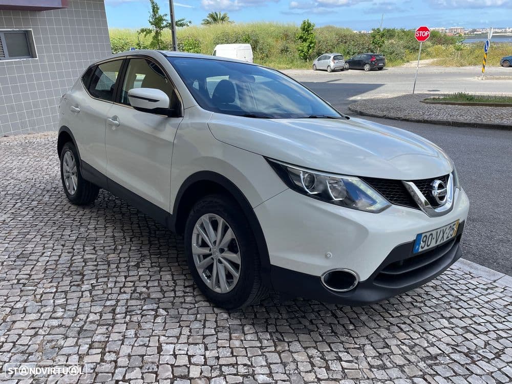 Nissan Qashqai 1.6 dCi Xtronic ACENTA
