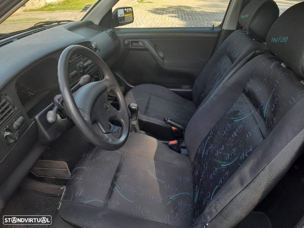 Volkswagen Golf 1.4 Pink Floyd
