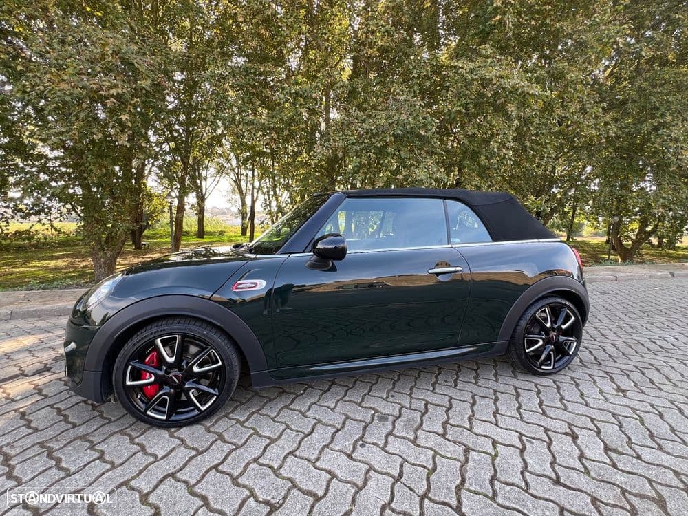 MINI Cabrio John Cooper Works Auto Desportiva