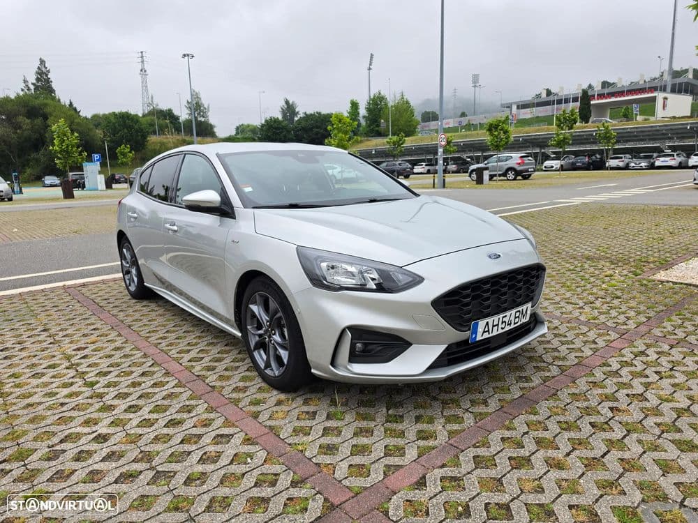 Ford Focus 1.0 EcoBoost MHEV ST-Line