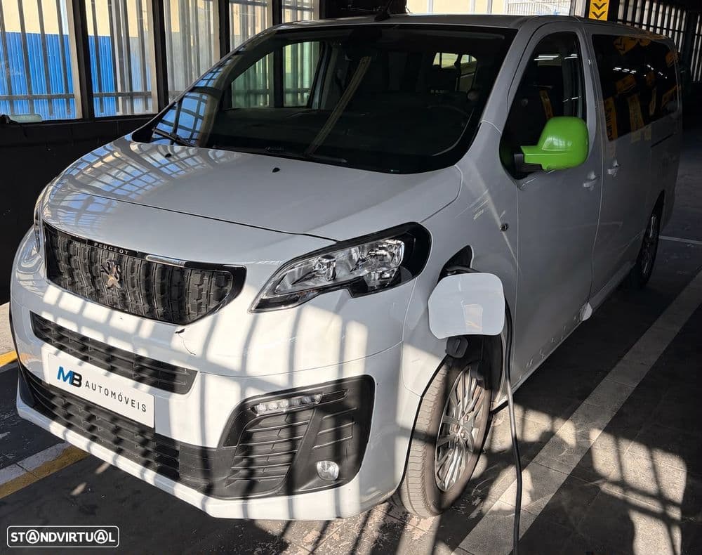 Peugeot e-Traveller 75 kWh Long