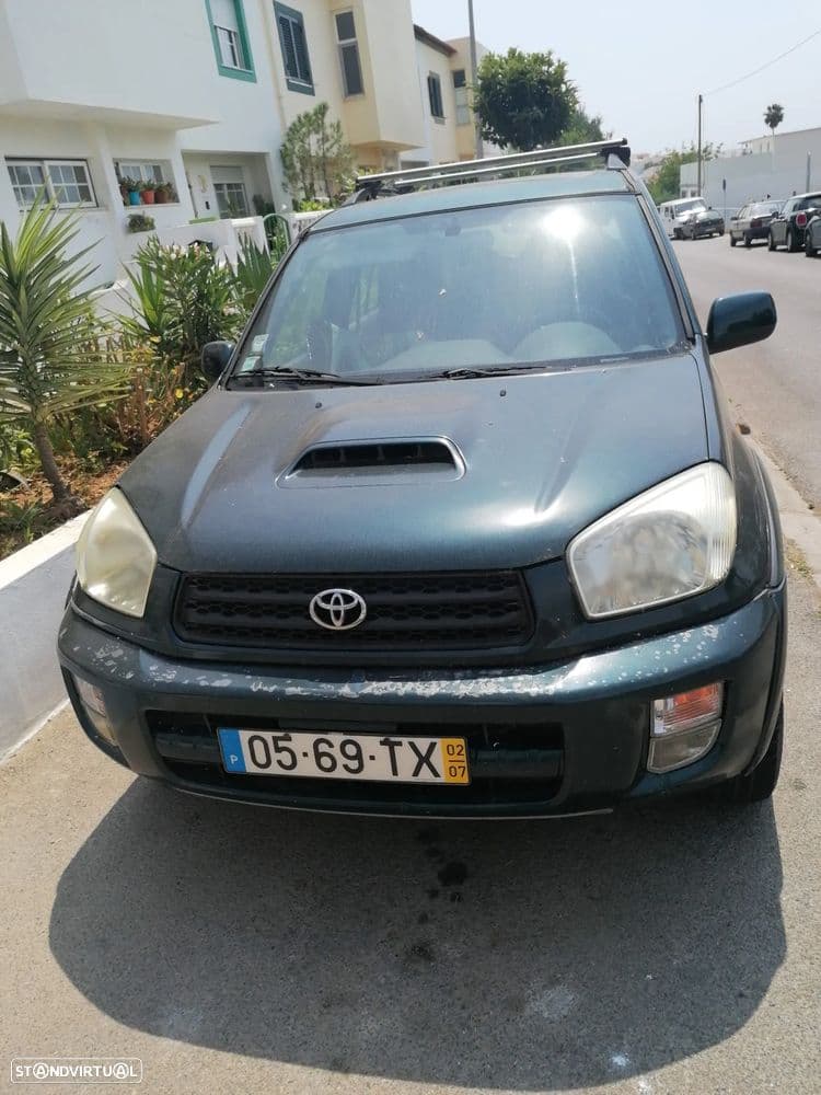 Toyota RAV4 2.0 D-4D Base