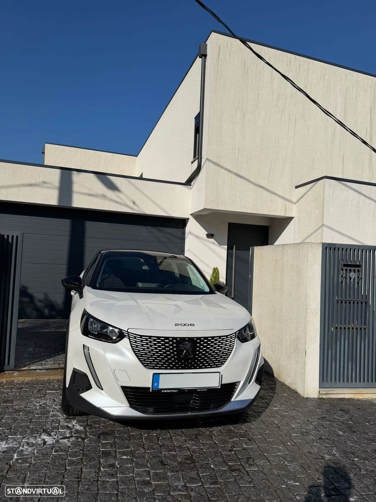 Peugeot e-2008 Active Pack